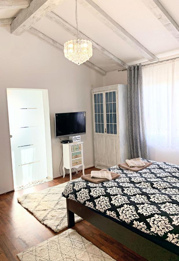 Apartment Helena 칸파나르 외부 사진